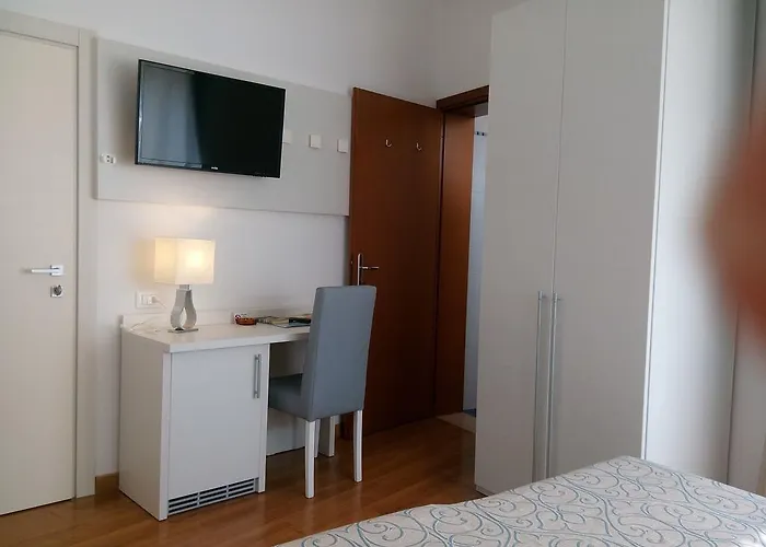 Telenia Hotel