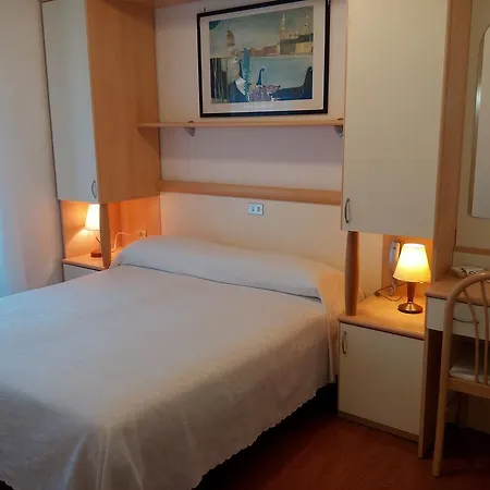 Hotel Telenia
