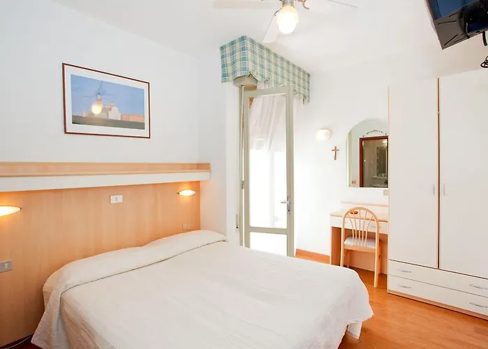 Hotel Telenia 3*