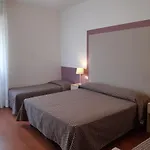 Telenia Отель 3*