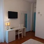 Отель Telenia